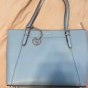 Large Michael Kors Tote purse